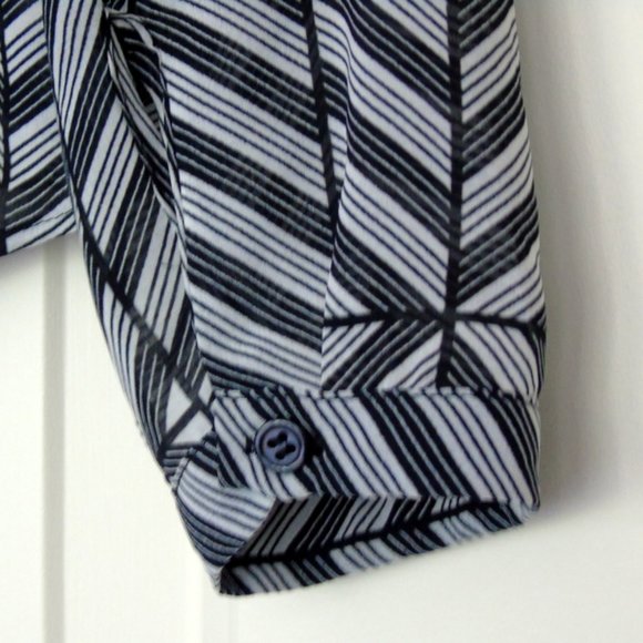 H&M Grey and Black Long Sleeve Patterned Blouse US size 6 - Picture 7 of 10